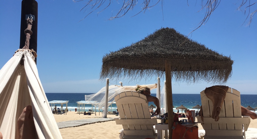 Comporta Café's lounge in the sand | My Home With a View